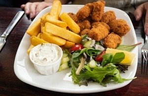 Read more about the article Scampi merger could push up prices for UK pubs and restaurants