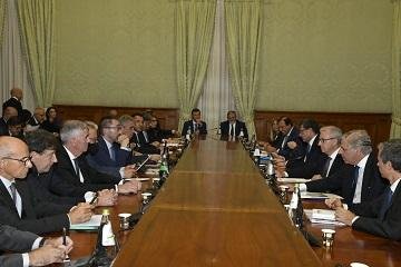 Read more about the article Discussion between the Government and the social partners on the Maneuver