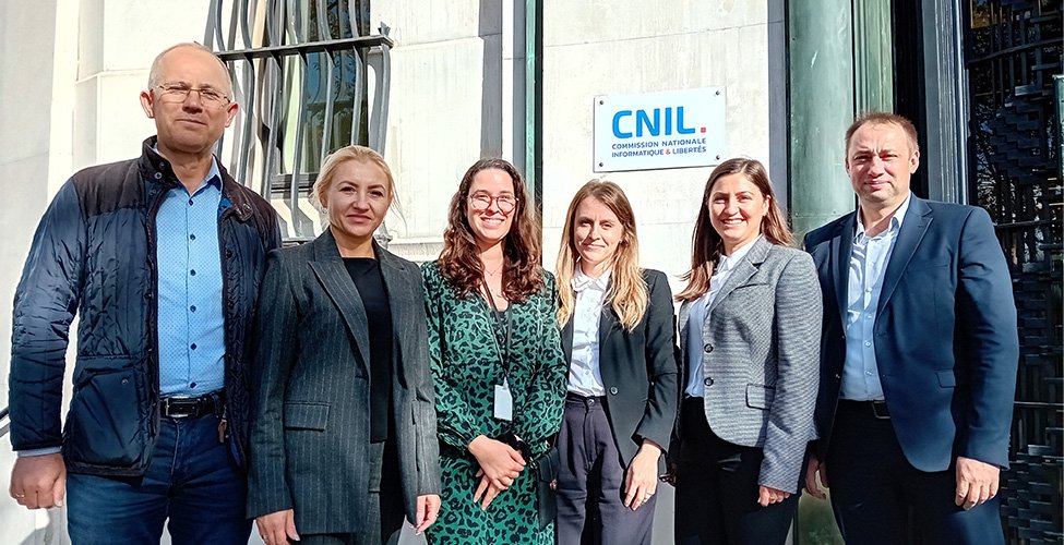 Read more about the article The Data Protection Authority of Moldova meets with the CNIL and CADA (October 18 and 19, 2023)