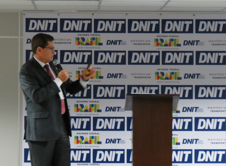 Read more about the article Lecture for the DNIT Ombudsman addresses data processing by the public sector
