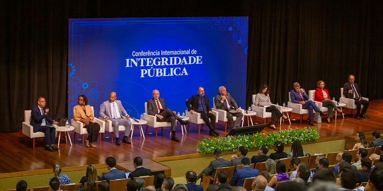 Read more about the article CGU Minister announces Public Integrity Maturity Model