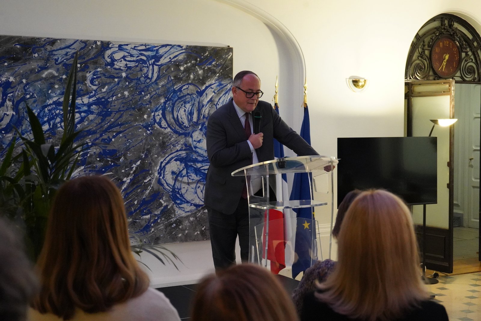 Read more about the article Benoît Cœuré delivers his 2024 New Year’s message