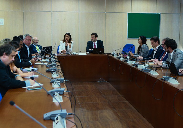 Read more about the article MMA and MME discuss construction of the new Climate Plan with sector representatives