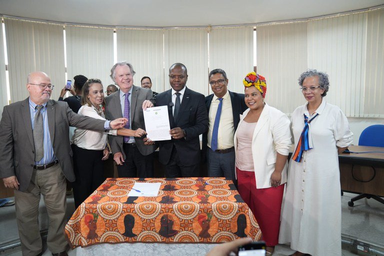 Read more about the article Minister Silvio Almeida lays the cornerstone of the Human Rights Extension Center in Uberlândia (MG)