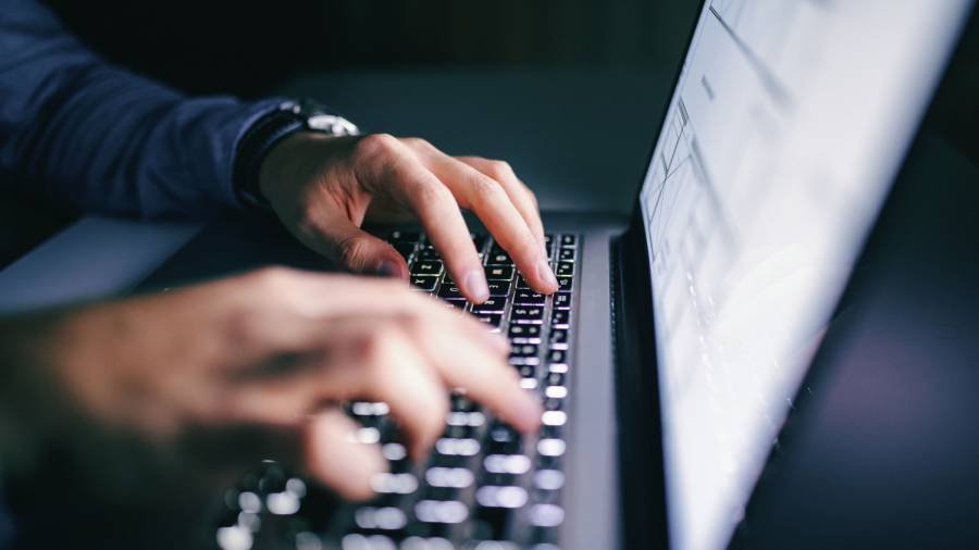 Read more about the article Europol-coordinated operation tackles the threat of terrorist-operated websites