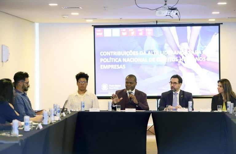 Read more about the article For business leaders, Silvio Almeida reiterates the urgency of aligning the economy and human rights