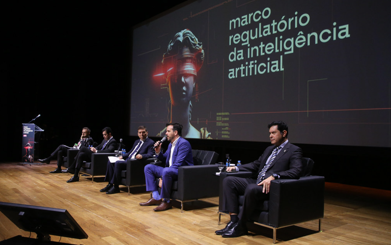 Read more about the article President of Anatel participates in event on the regulatory framework for Artificial Intelligence