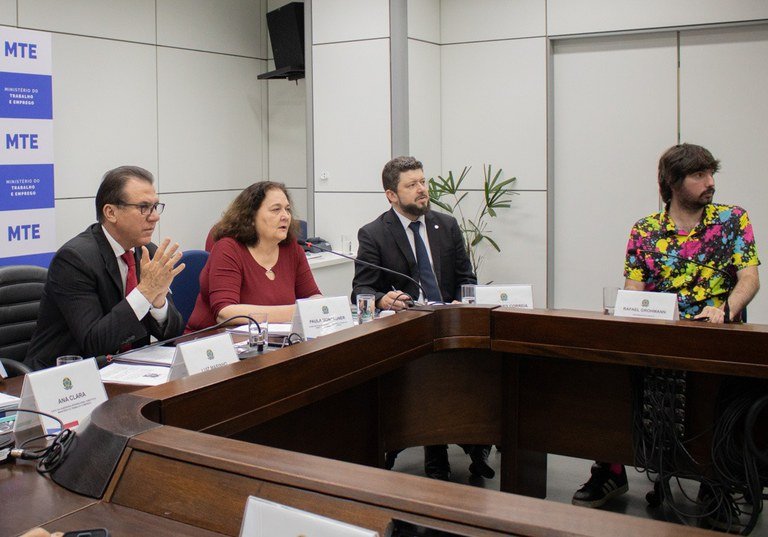Read more about the article Ministry of Labor and Employment discusses research on artificial intelligence and its effects on the world of work