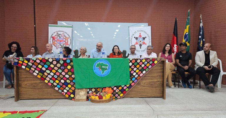 Read more about the article Gilberto Carvalho highlights the importance of incubators to promote the popular solidarity economy