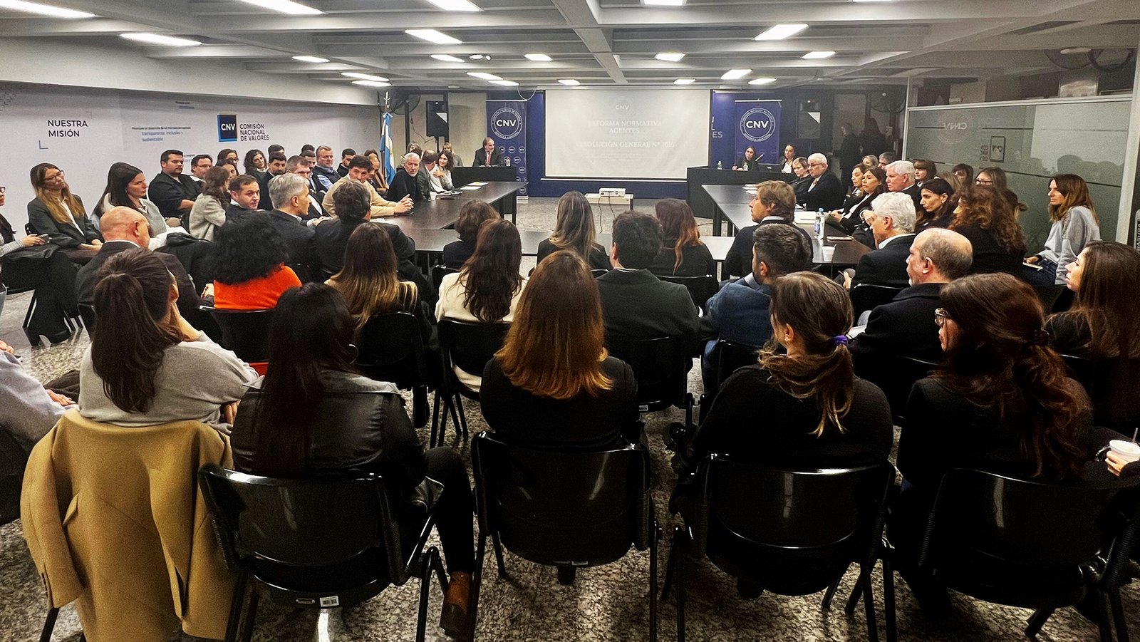 Read more about the article More than 60 capital market players participated in a meeting within the framework of the public consultation of RG No. 1015